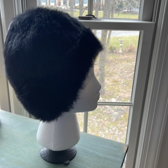 NATURAL LAMB FUR BLACK HAT MADE IN ITALY - Picture 4 of 5